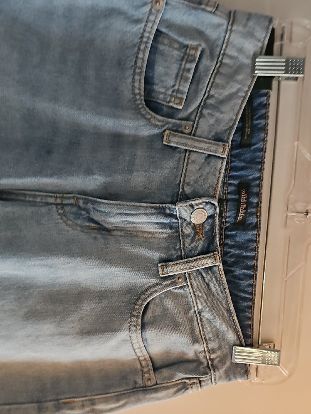 Wild Fable Women's Size 2 Low-Rise Baggy Jeans - Picture 4 of 7